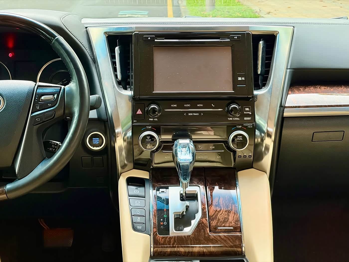 Toyota Alphard 2019 — Фото 16/20