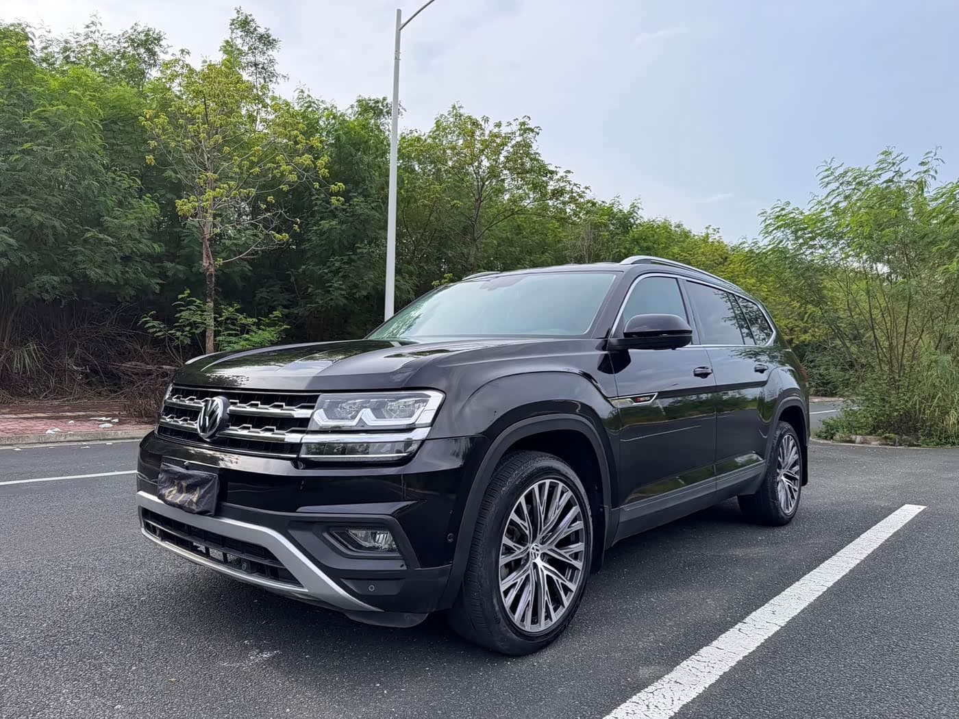 Volkswagen Teramont 2018 — Фото 1/15