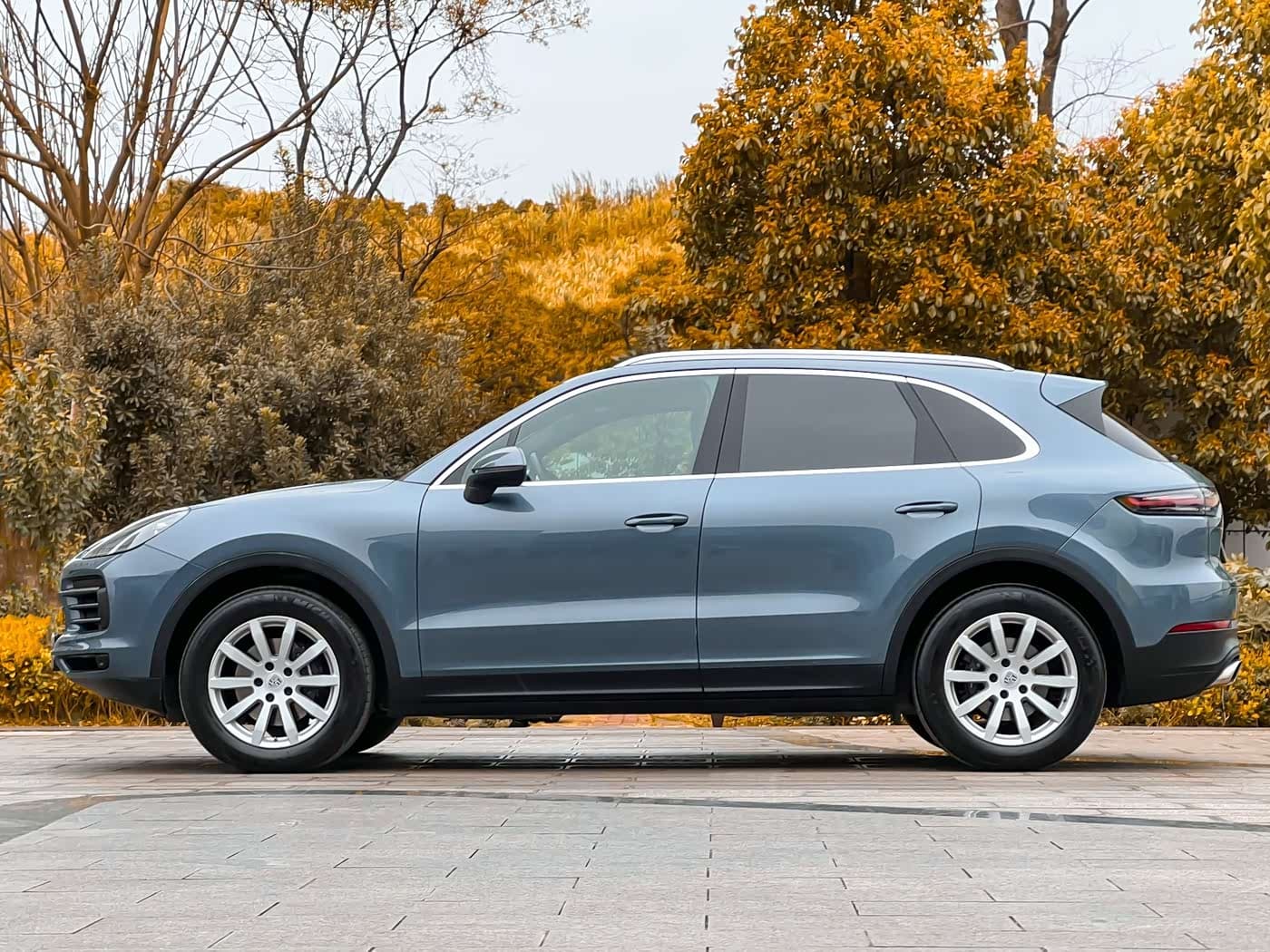 Porsche Cayenne 2018 — Фото 3/20