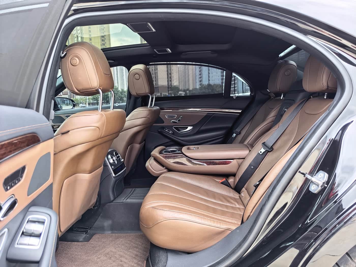 Mercedes-Benz S-Class 2020 — Фото 10/20