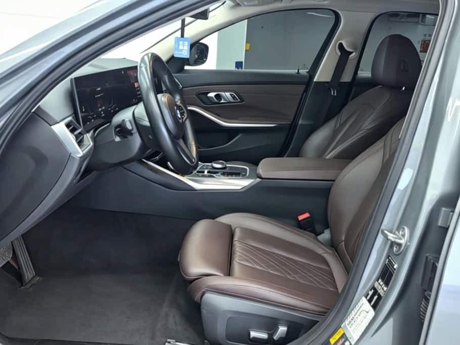 BMW i3 2022 — Фото 9/16