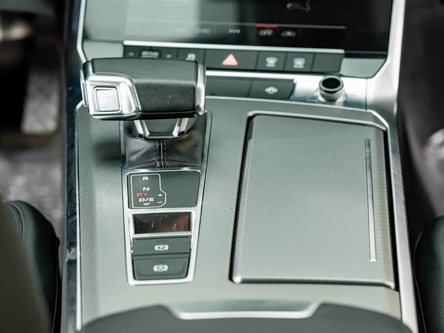 Audi A6L 2019 — Фото 15/20