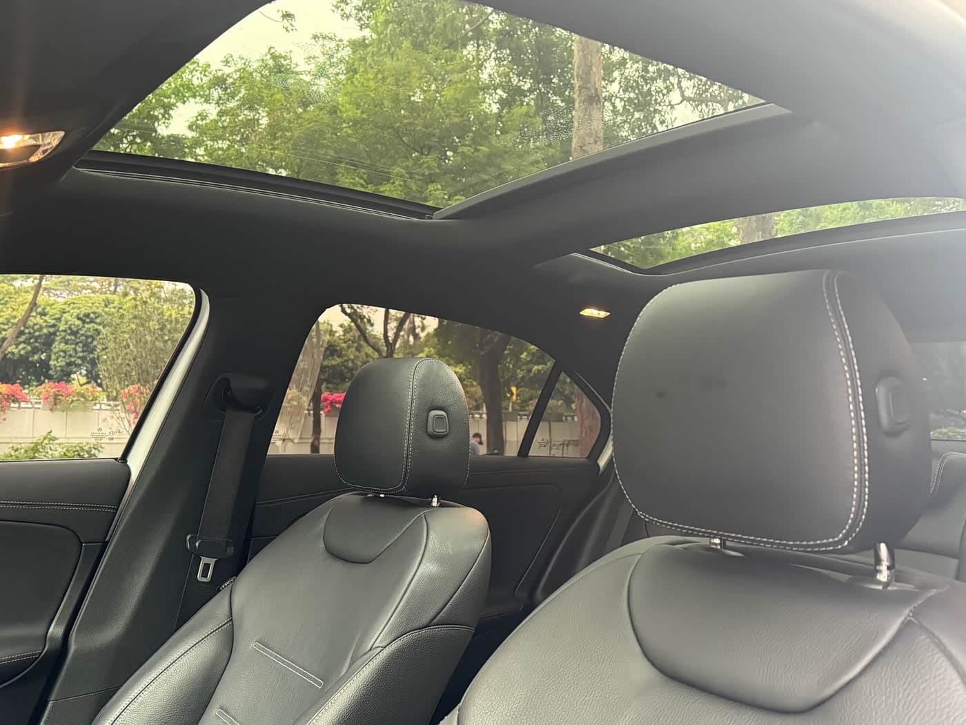 Mercedes-Benz A-Class AMG 2024 — Фото 12/14
