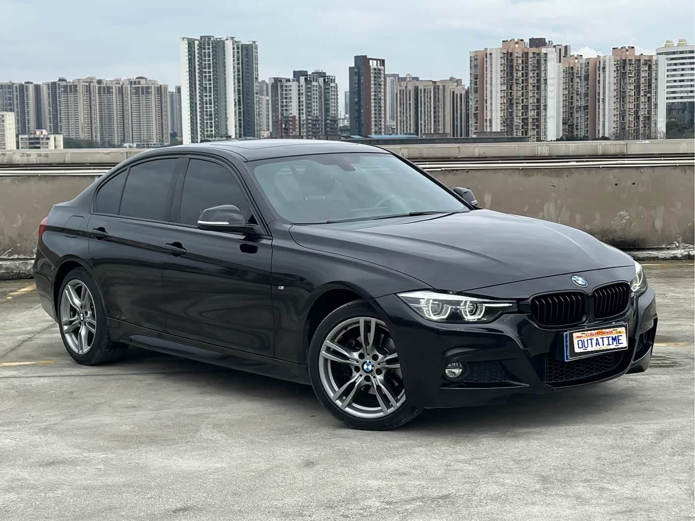 BMW 3 Series 2018 — Фото 11/18