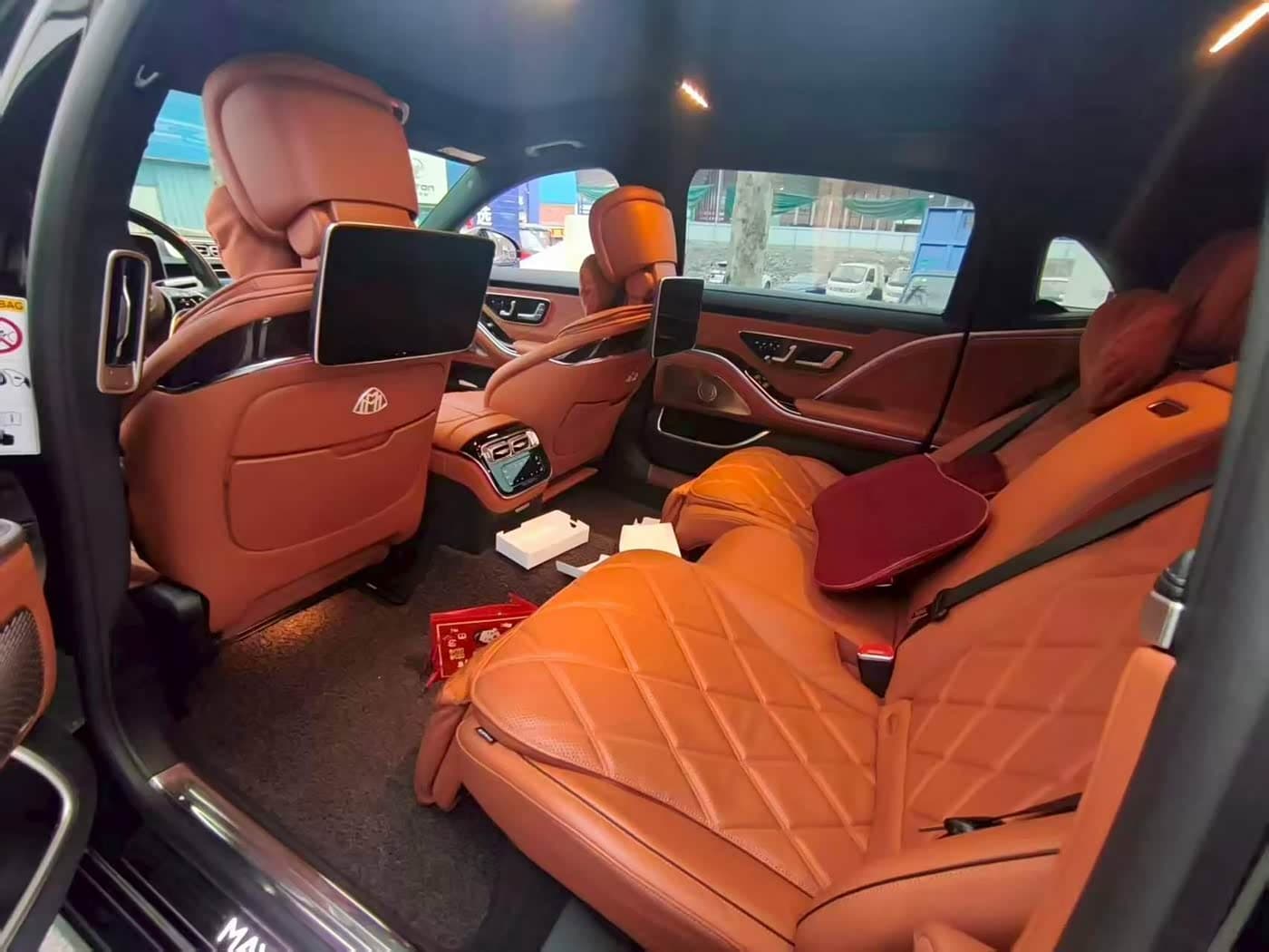 Mercedes-Benz Maybach S-Class 2021 — Фото 4/6