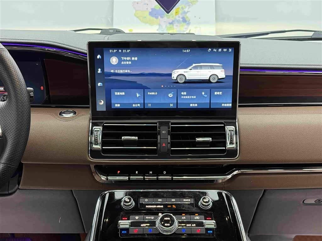Lincoln Navigator 2023 — Фото 13/20