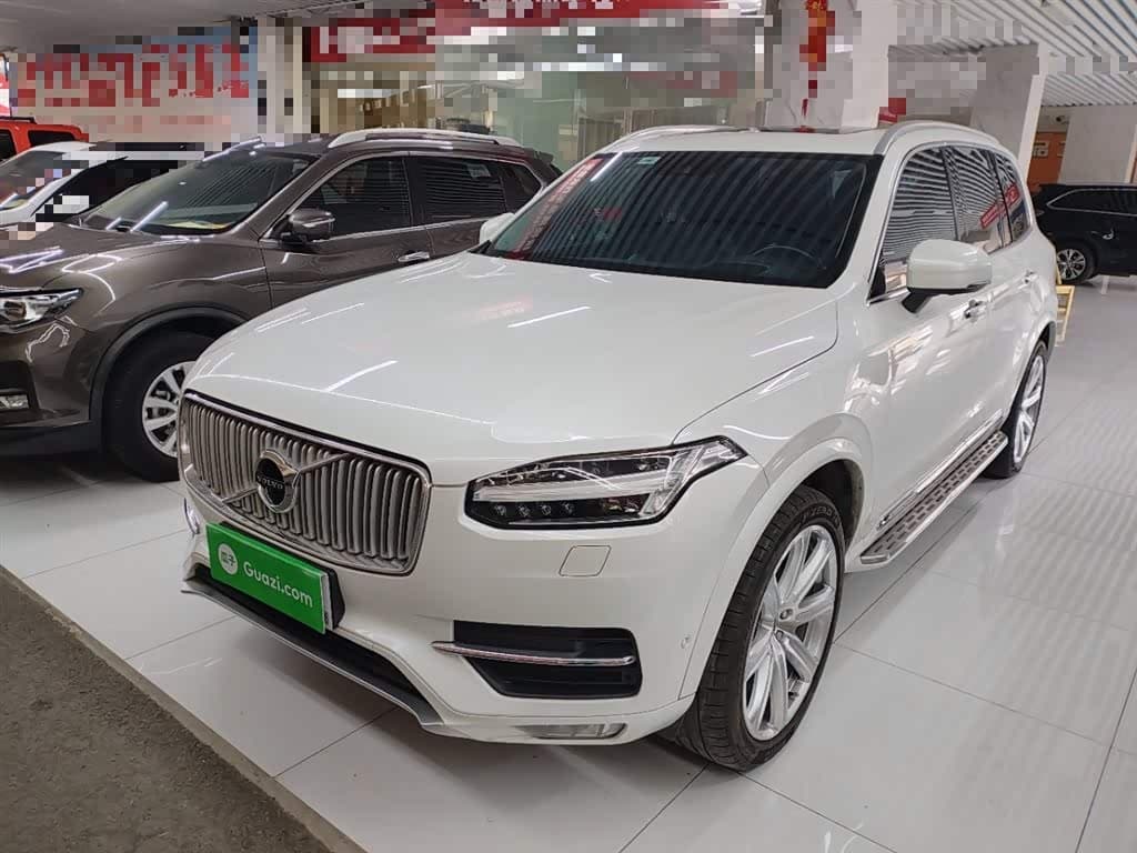 Volvo XC90 2018 — Фото 2/20