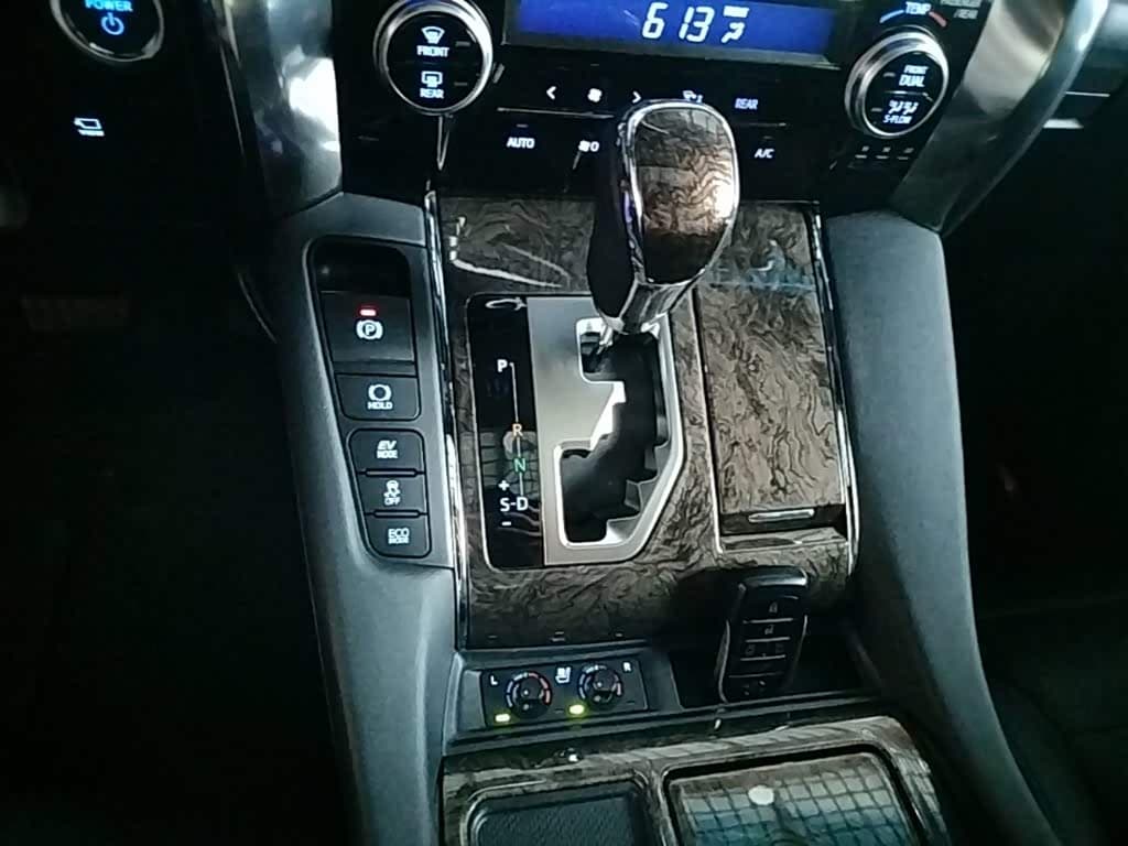 Toyota Alphard 2021 — Фото 14/20