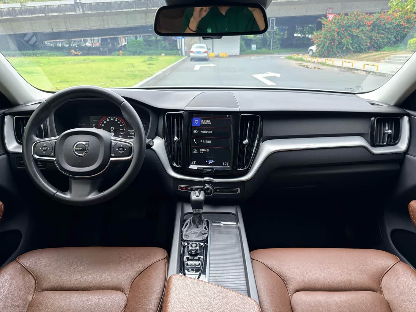 Volvo XC60 2019 — Фото 9/20