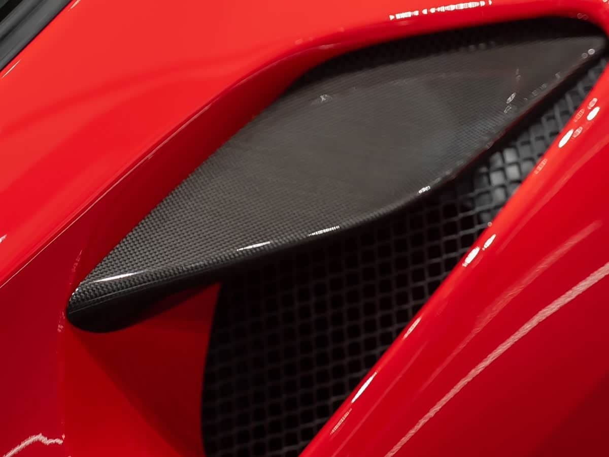 Ferrari F8 2022 — Фото 12/20