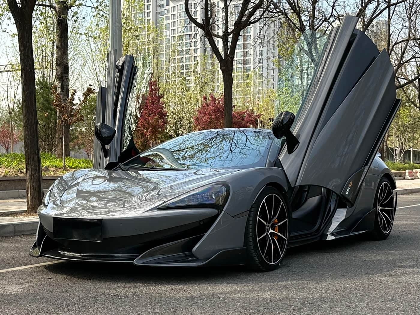 McLaren 600LT 2020 — Фото 1/16