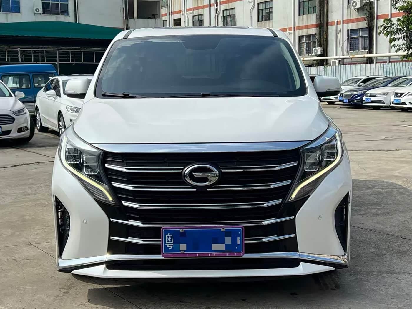 GAC Trumpchi Trumpchi M8 2021 — Фото 2/15