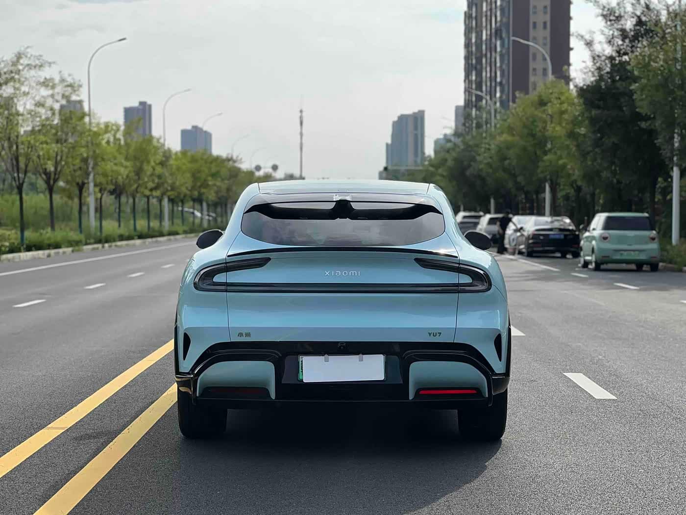 Xiaomi Auto Xiaomi YU7 2025 — Фото 8/9