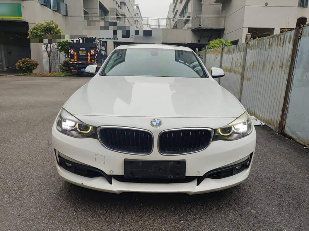 BMW 3 Series GT 2018 — Фото 3/20
