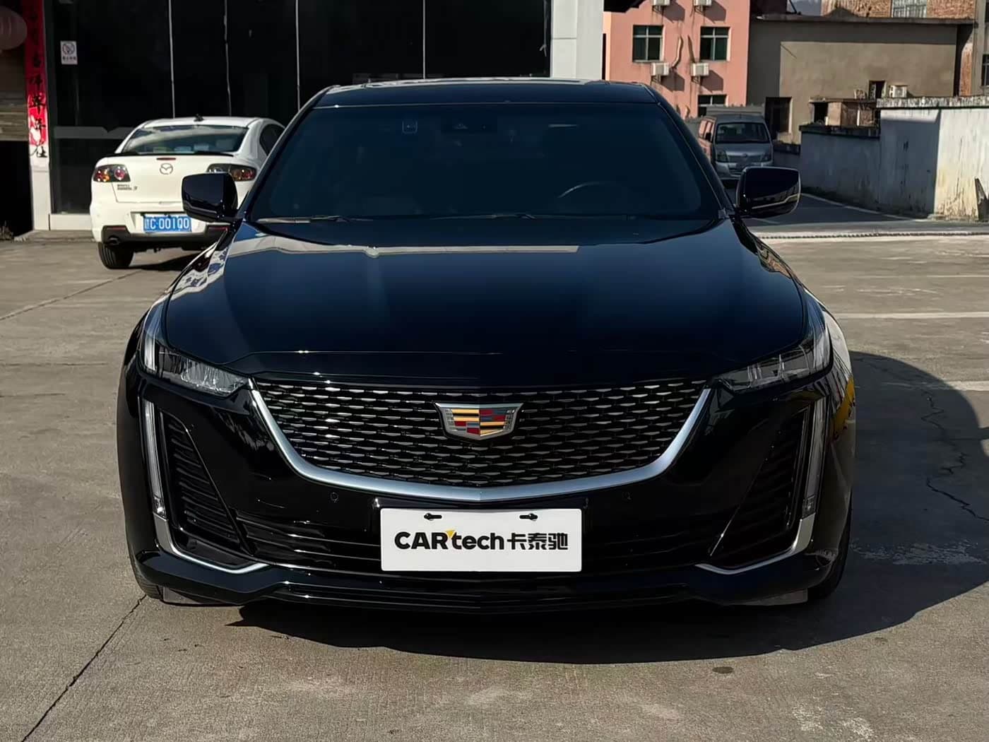 Cadillac CT5 2023 — Фото 2/16