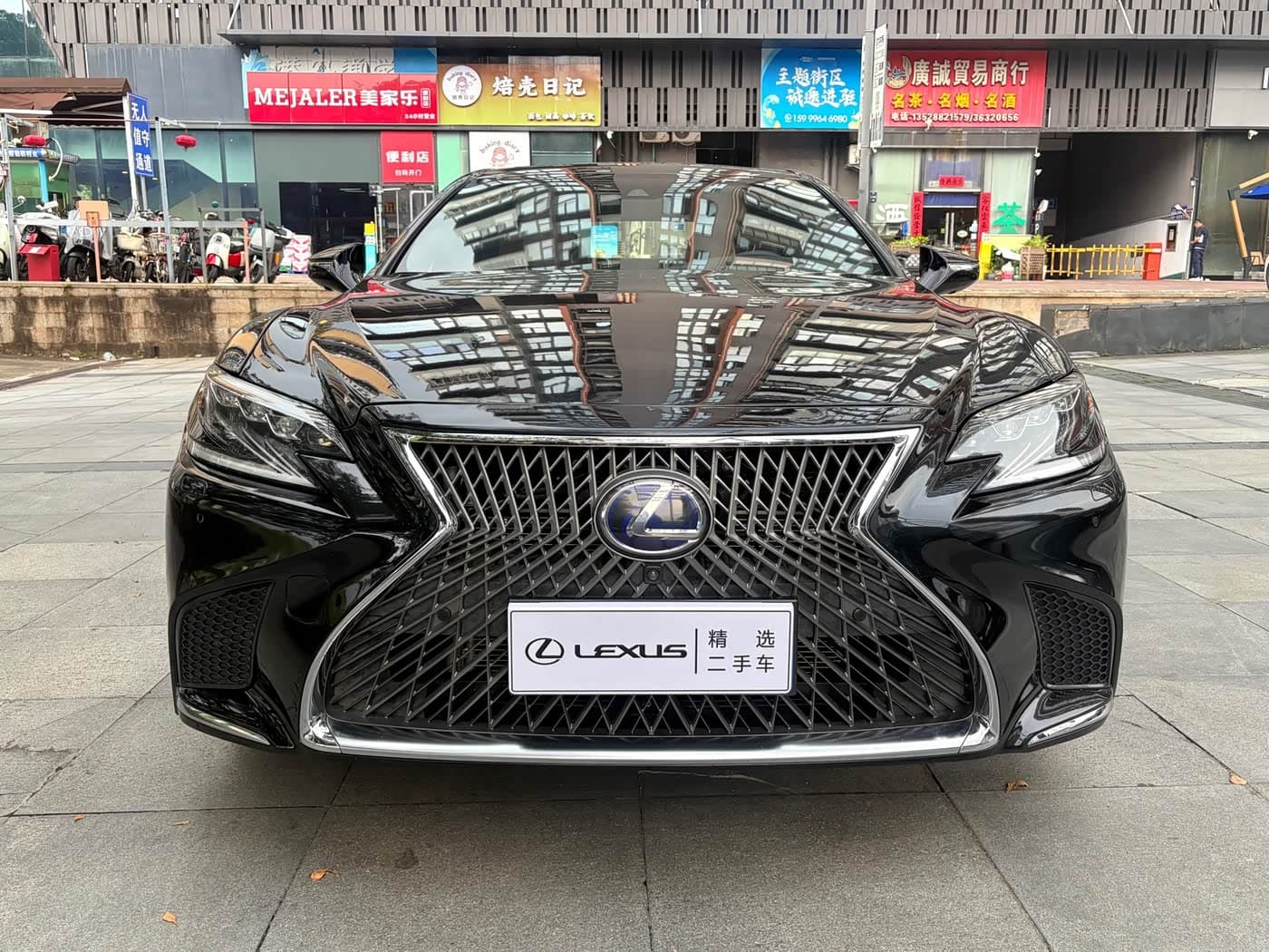 Lexus LS 2019 — Фото 2/10