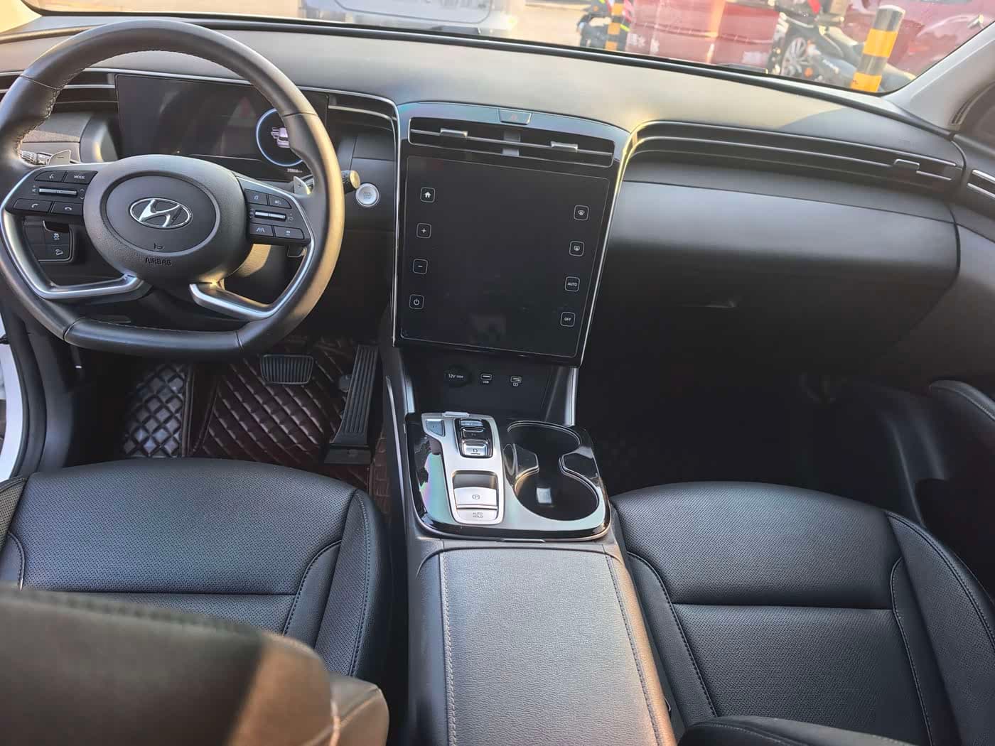 Hyundai Tucson 2023 — Фото 6/18