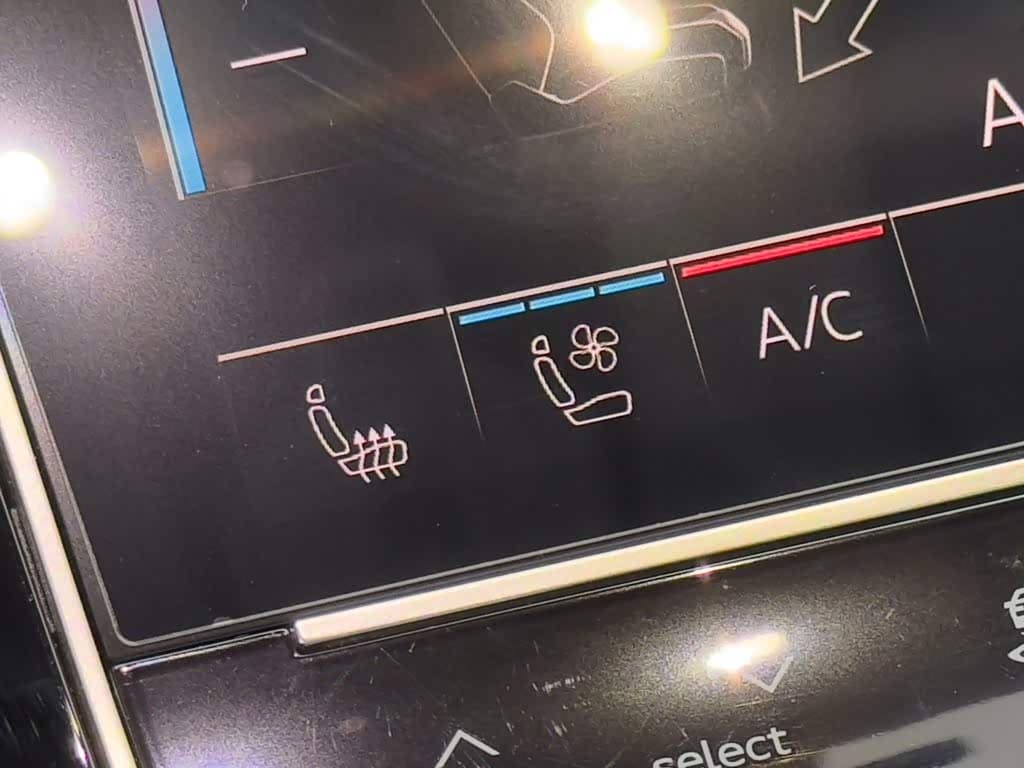 Audi Q7 2021 — Фото 15/19