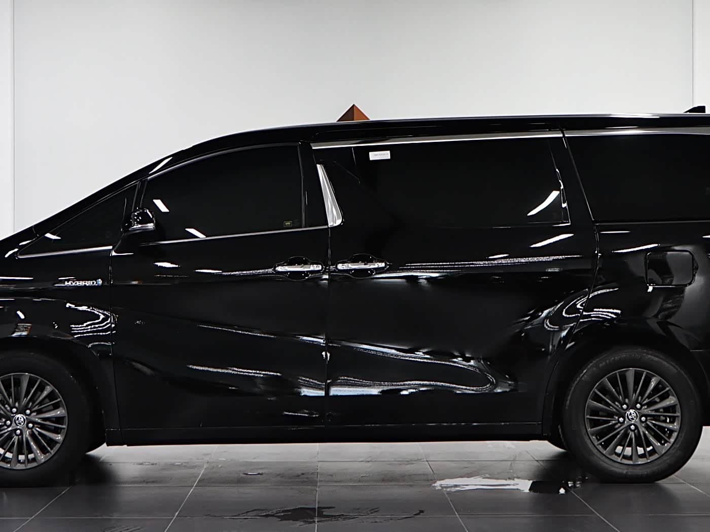 Toyota Vellfire 2021 — Фото 7/20