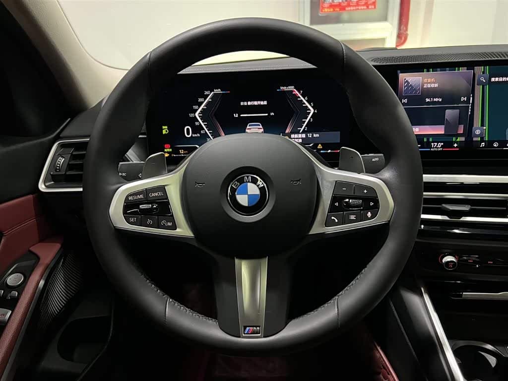 BMW 3 Series 2023 — Фото 14/20