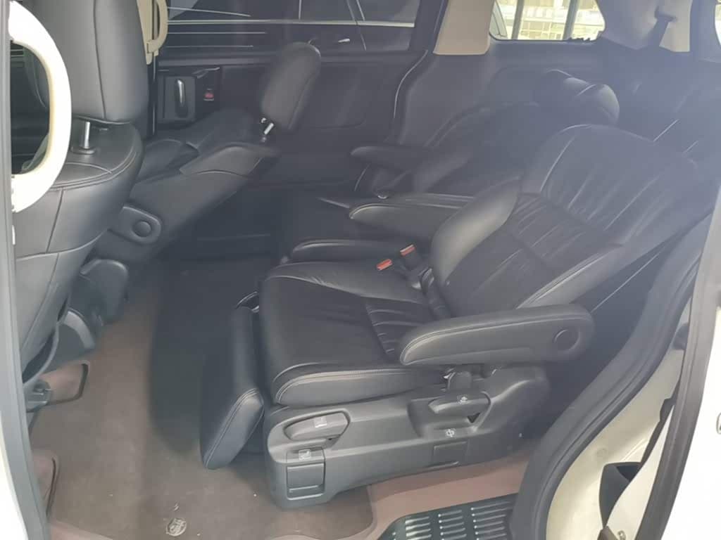 Honda Odyssey 2019 — Фото 17/20