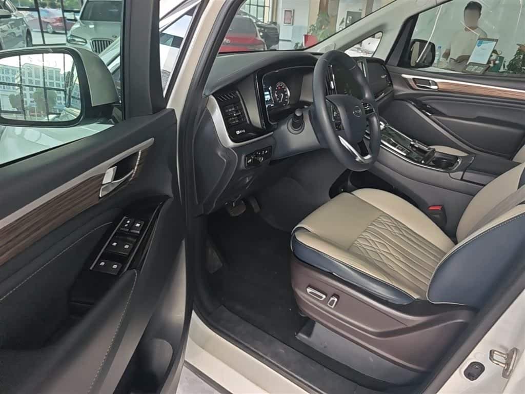 GAC Trumpchi Trumpchi M8 2021 — Фото 16/20