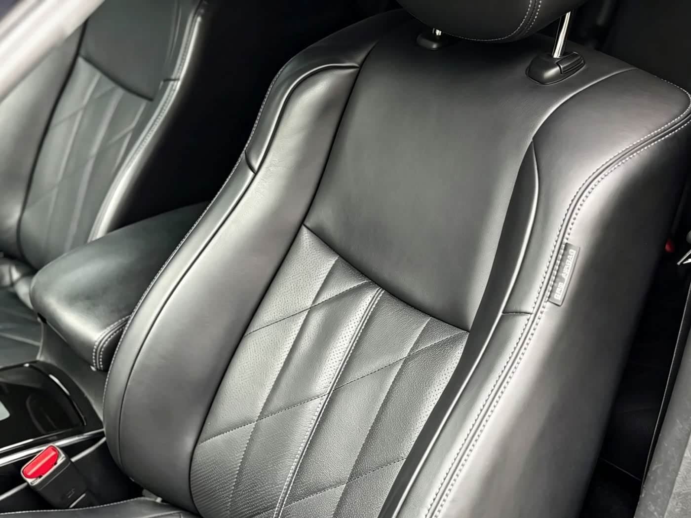 Infiniti QX70 2016 — Фото 11/17