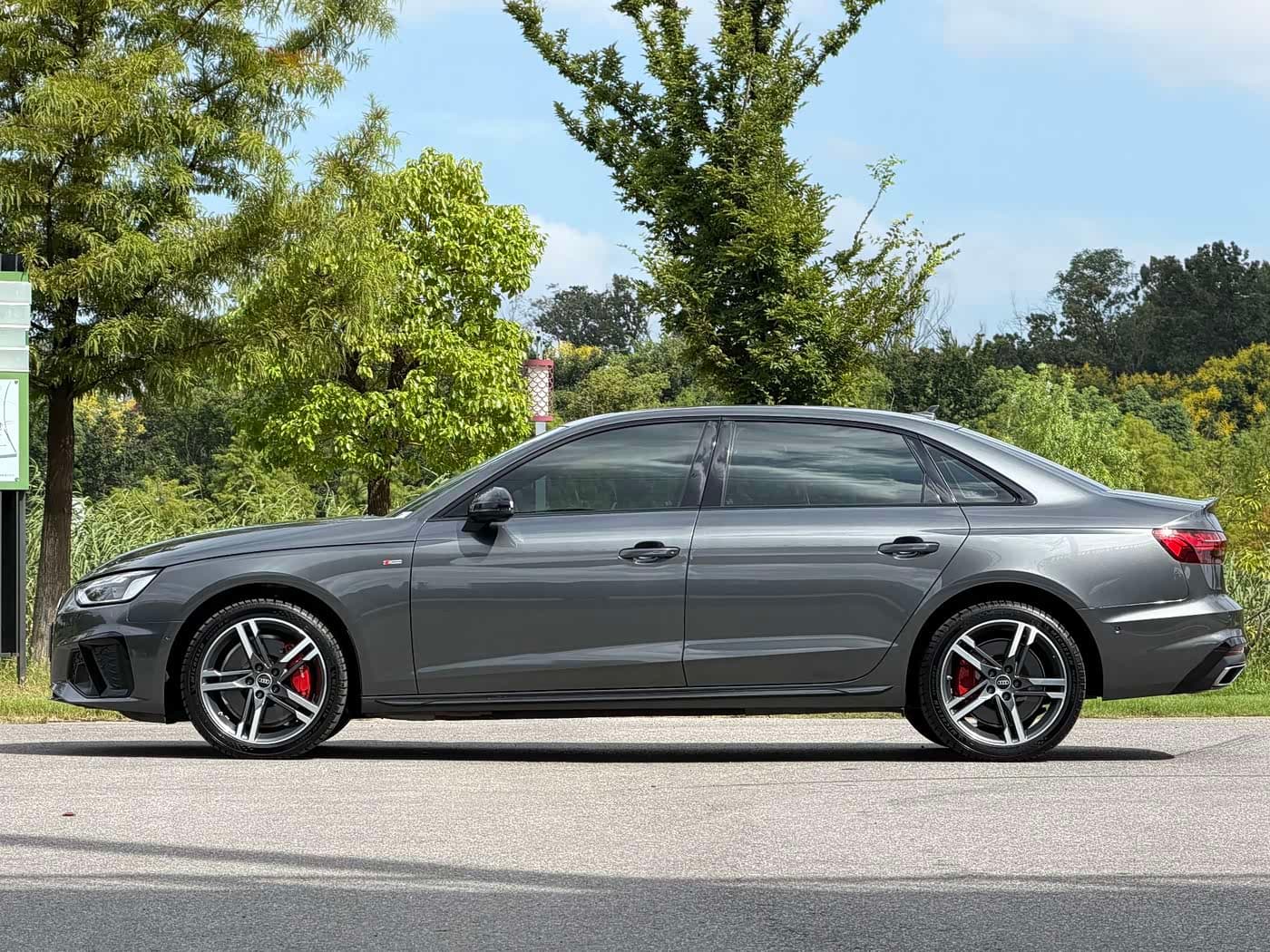 Audi A4L 2023 — Фото 20/20