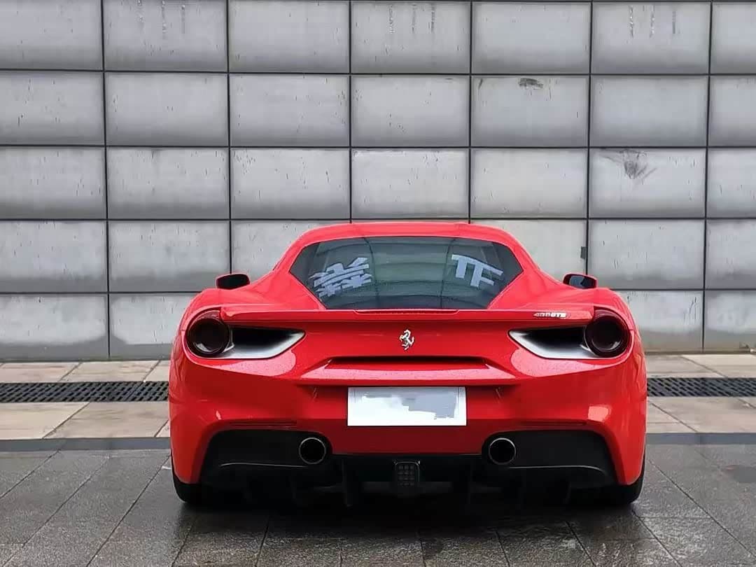 Ferrari 488 2017 — Фото 4/8