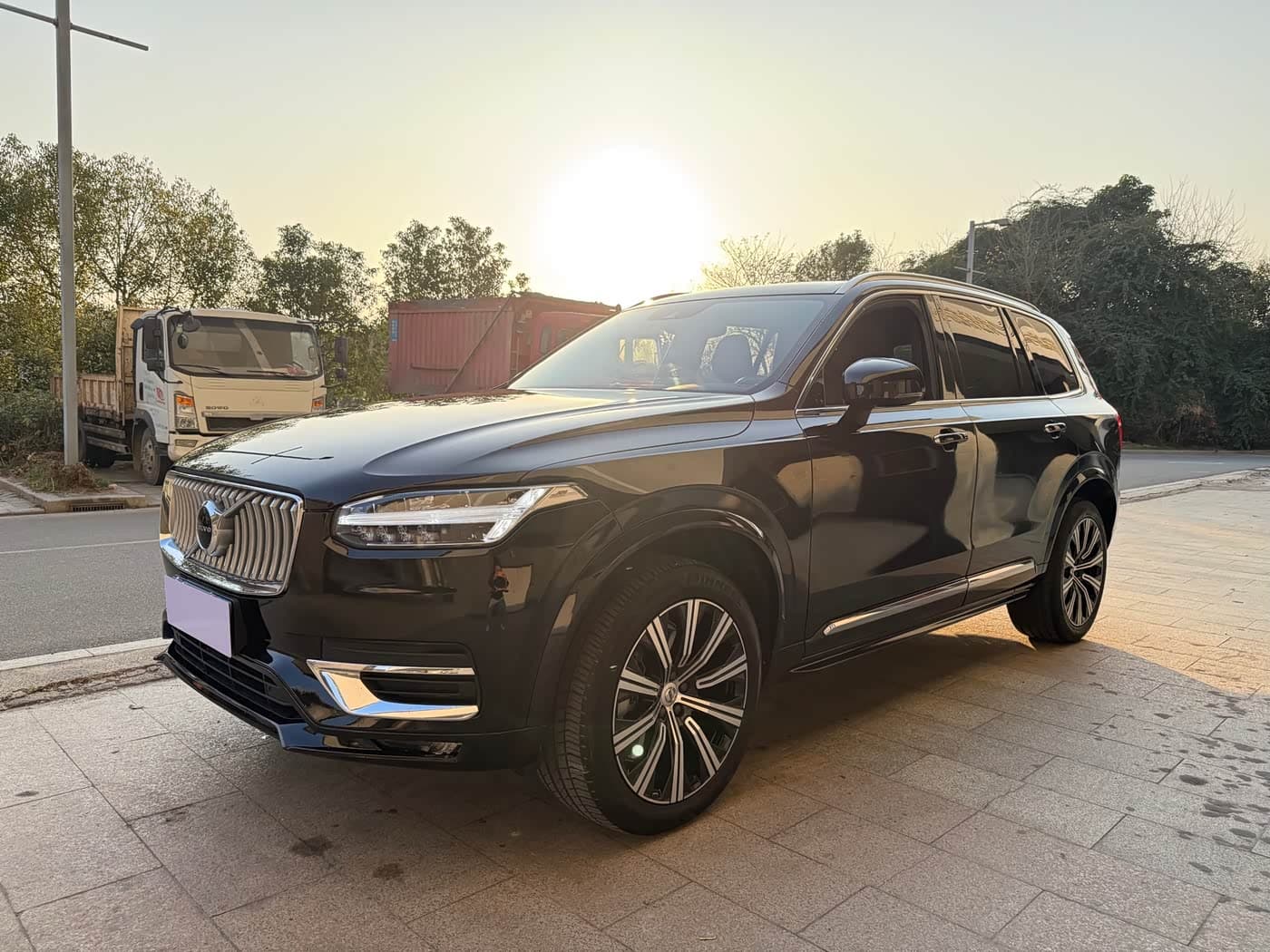 Volvo XC90 2020 — Фото 1/14