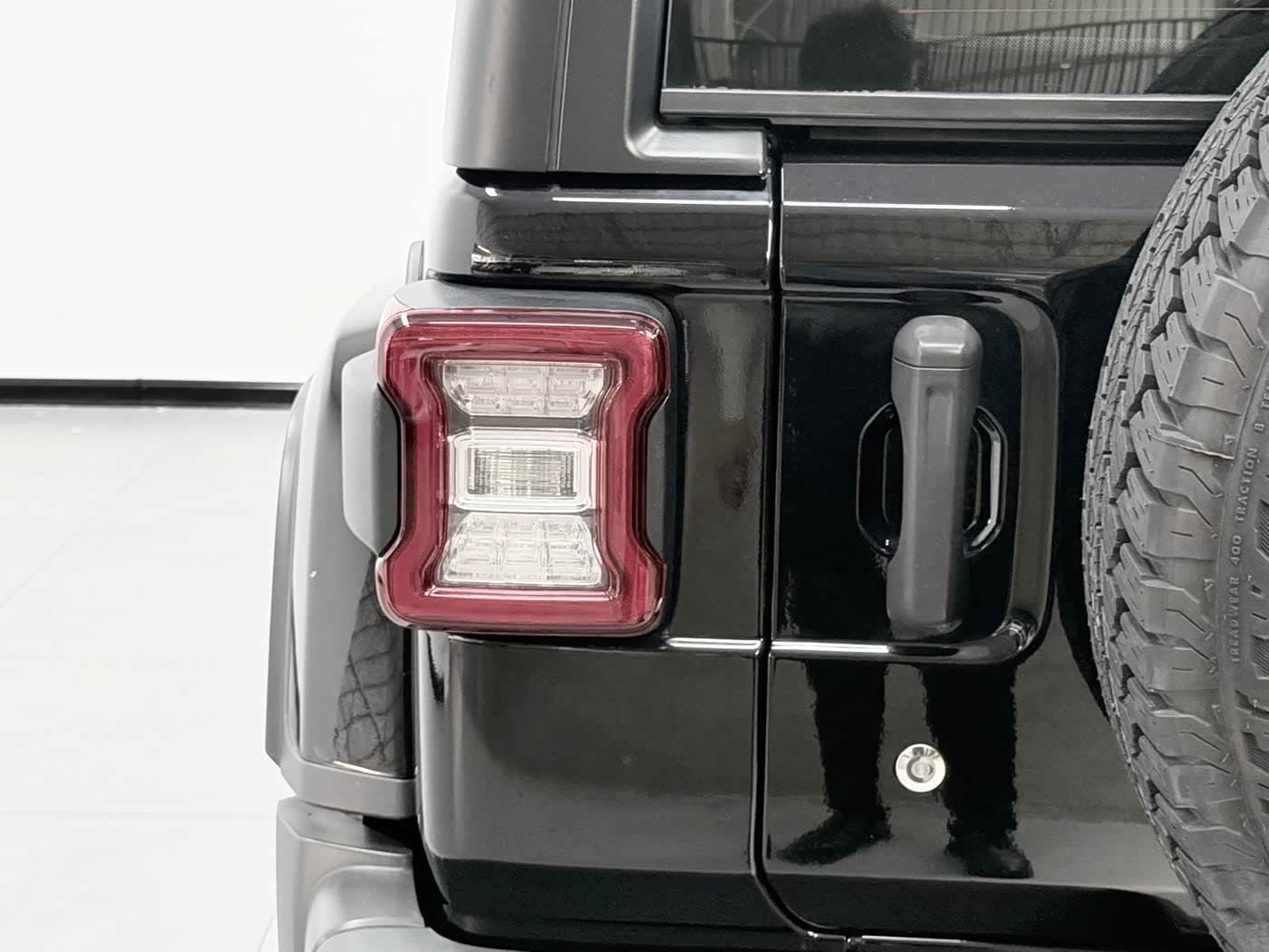 Jeep Wrangler 2020 — Фото 13/20