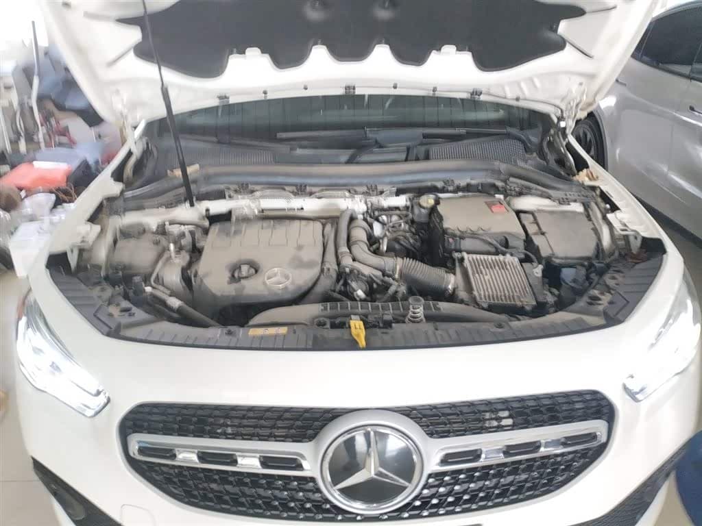 Mercedes-Benz GLA 2023 — Фото 16/20