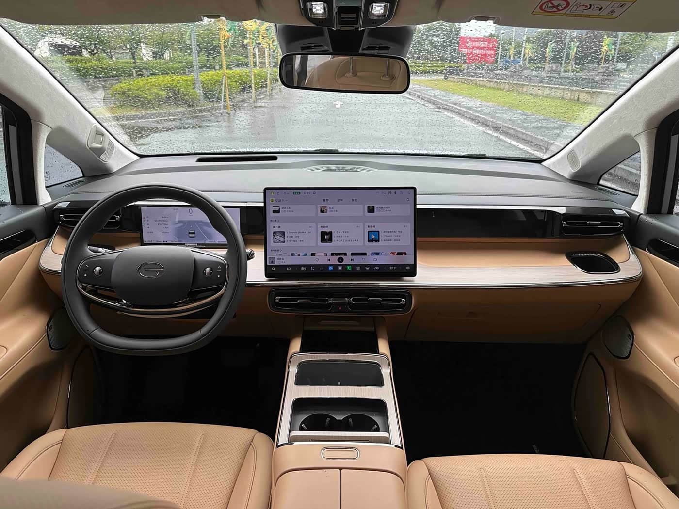 GAC Trumpchi Trumpchi E8 NEV 2026 — Фото 5/10
