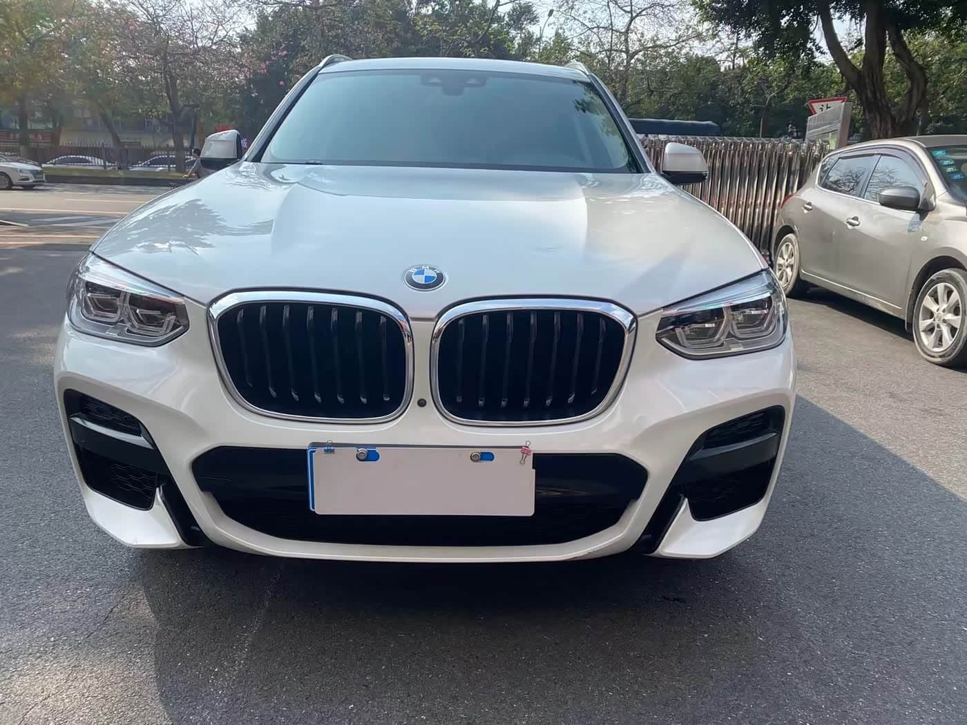 BMW X3 2019 — Фото 2/15