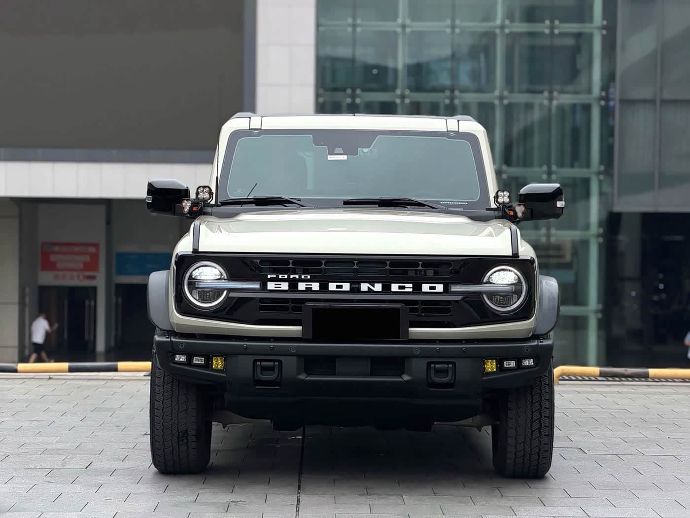 Ford Bronco 2024 — Фото 1/9