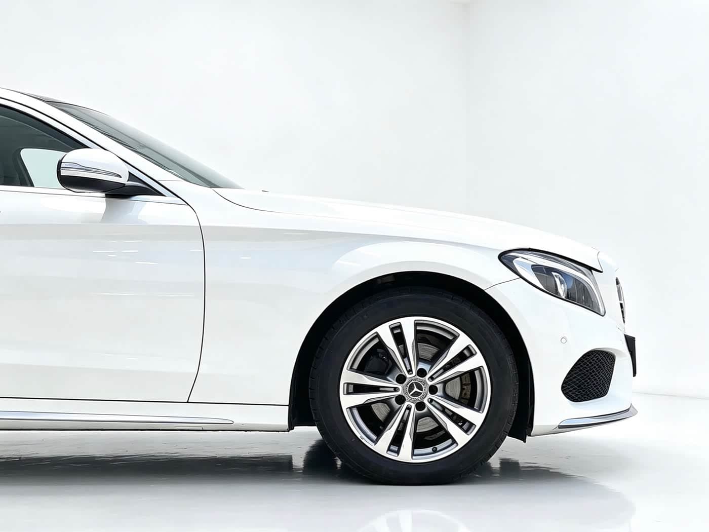 Mercedes-Benz C-Class 2017 — Фото 7/9