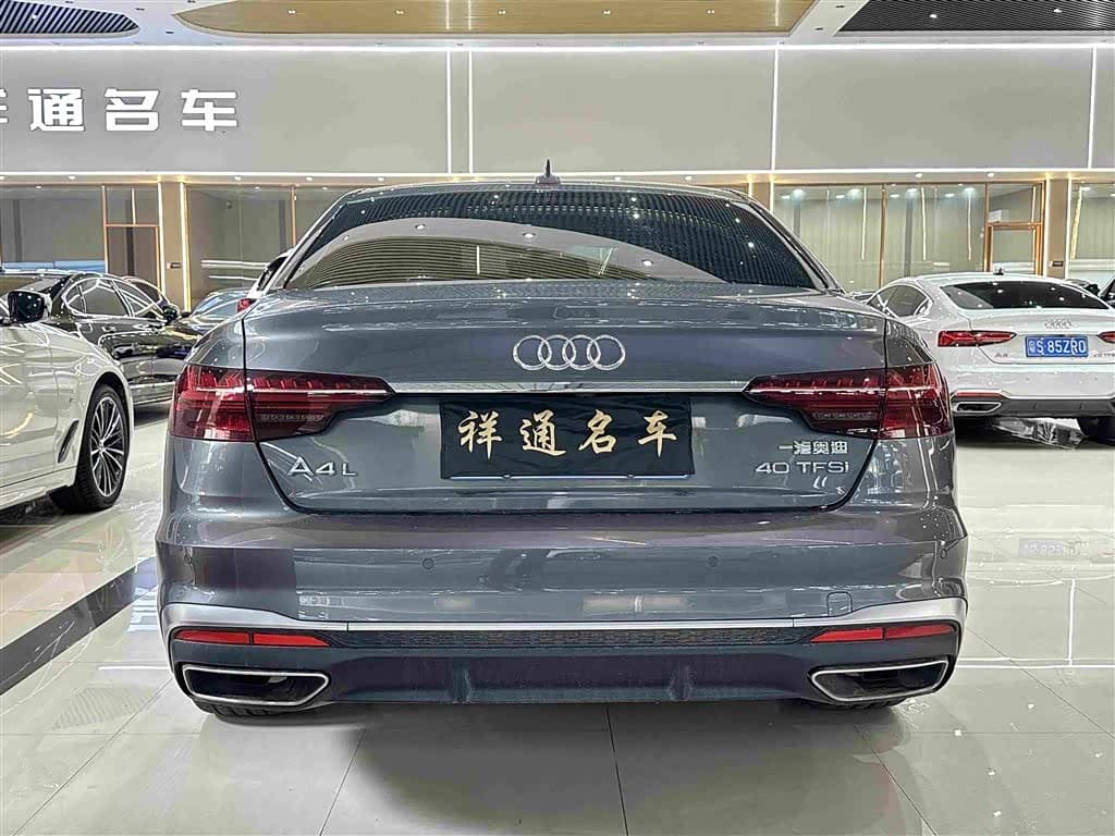 Audi A4L 2022 — Фото 4/10