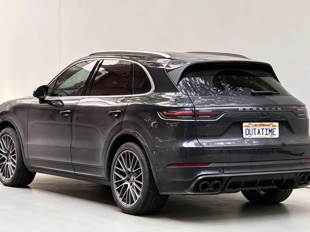 Porsche Cayenne 2019 — Фото 7/7