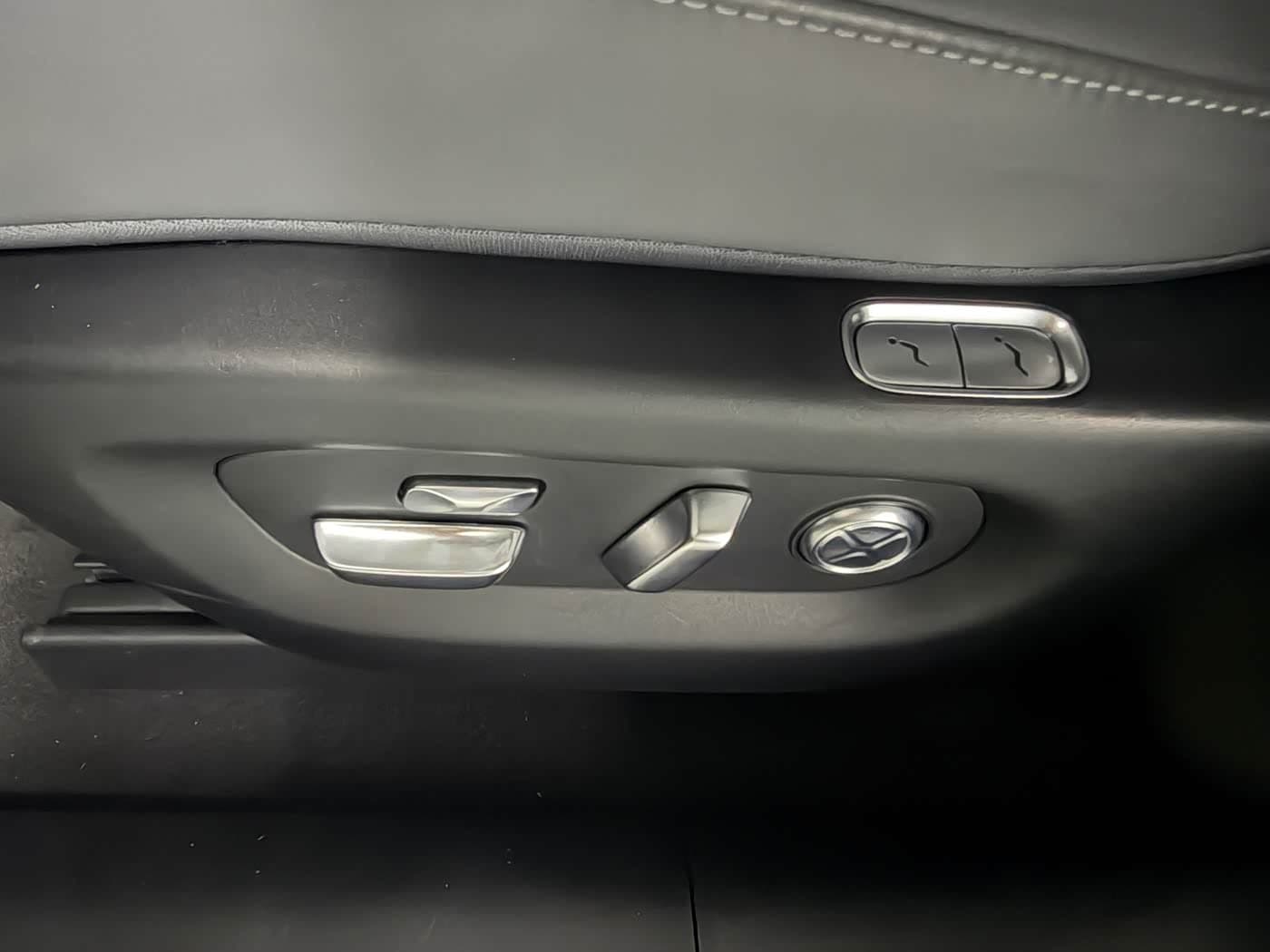 Xiaomi Auto Xiaomi YU7 2025 — Фото 16/20