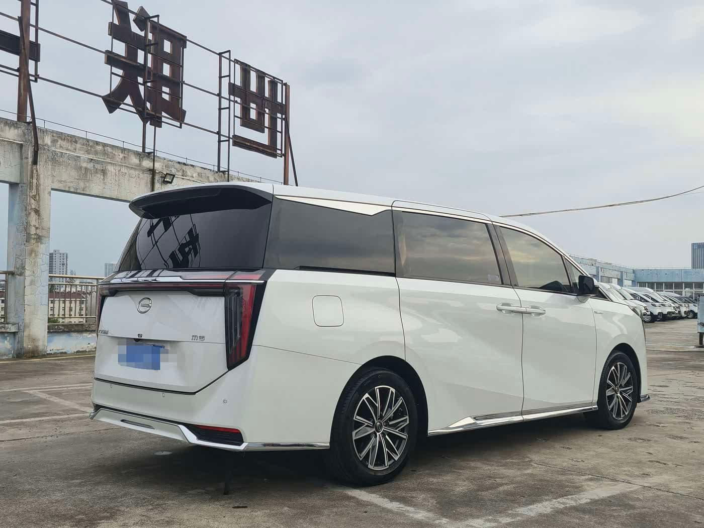 GAC Trumpchi Trumpchi M8 2024 — Фото 5/20