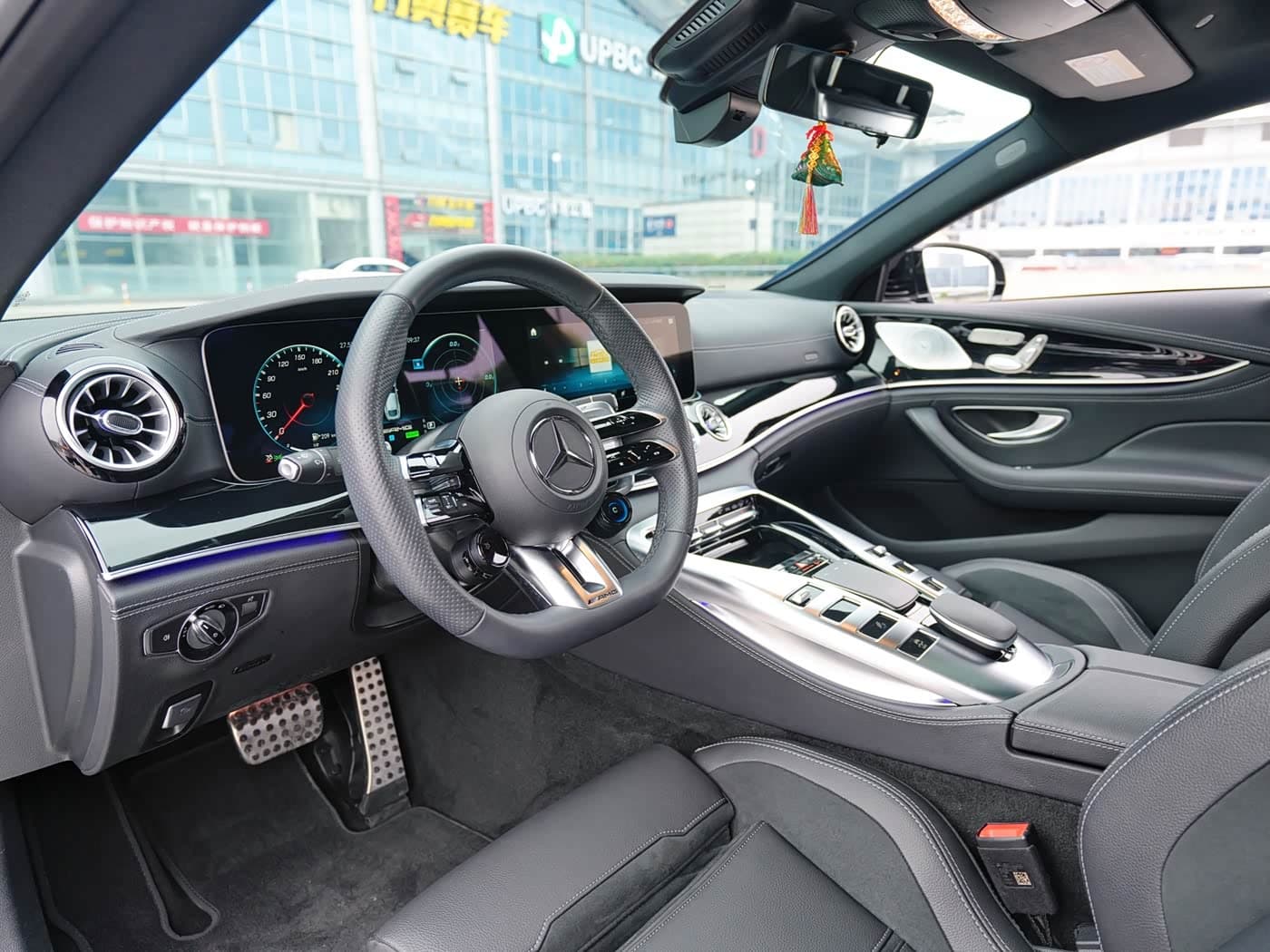 Mercedes-Benz AMG GT 2023 — Фото 6/15