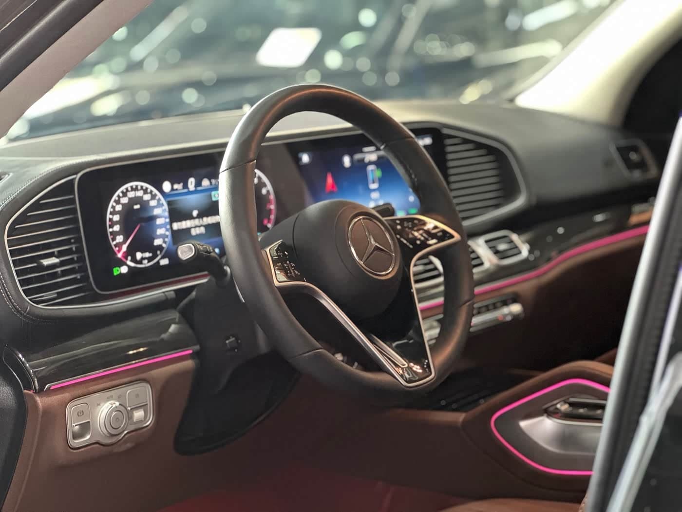 Mercedes-Benz GLE 2026 — Фото 11/17