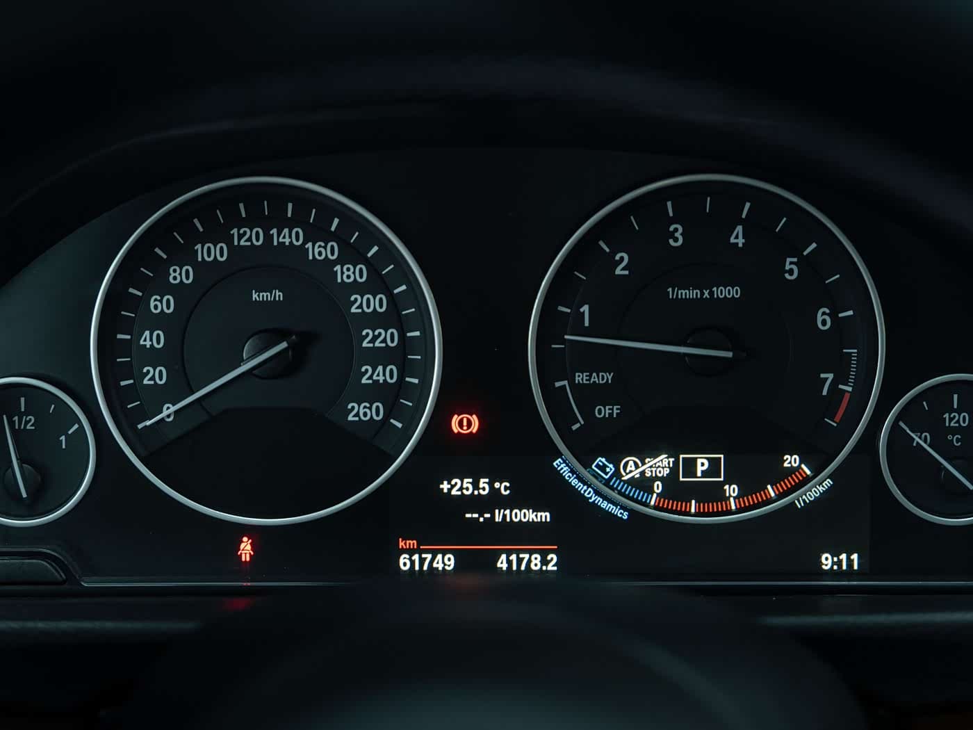 BMW 3 Series GT 2016 — Фото 15/16