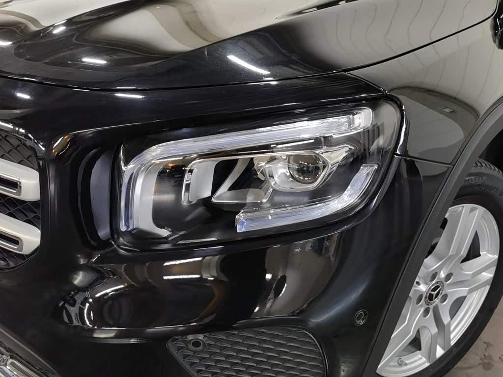 Mercedes-Benz GLB 2021 — Фото 7/20