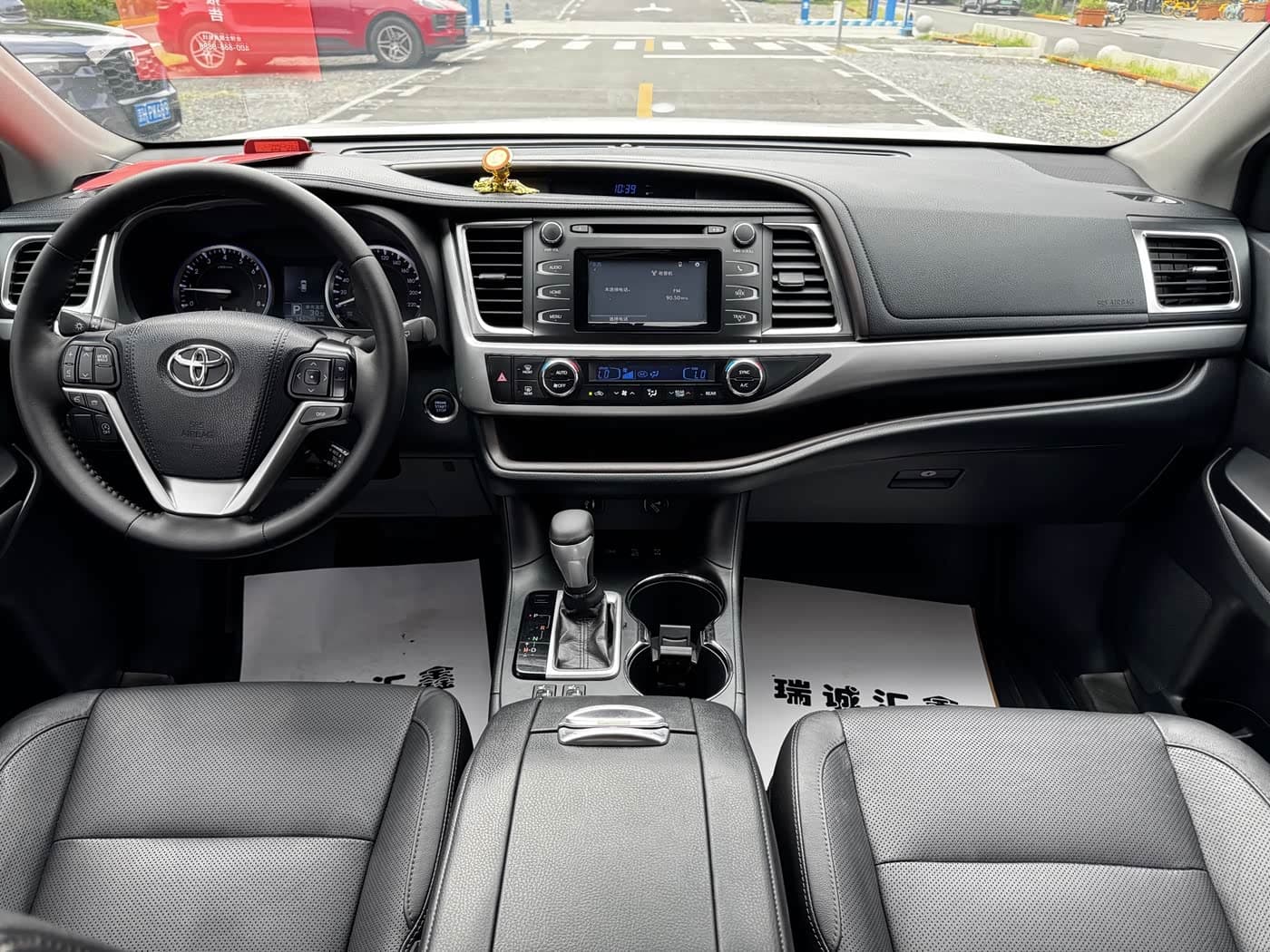 Toyota Highlander 2017 — Фото 19/20