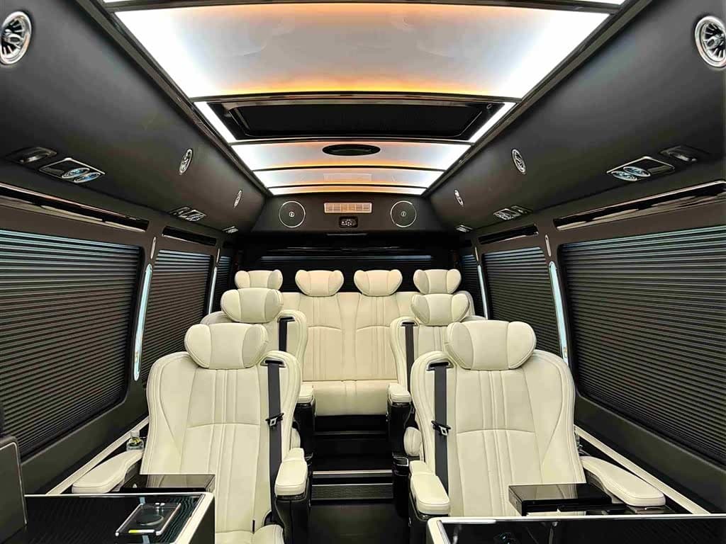 Toyota Coaster 2023 — Фото 7/9