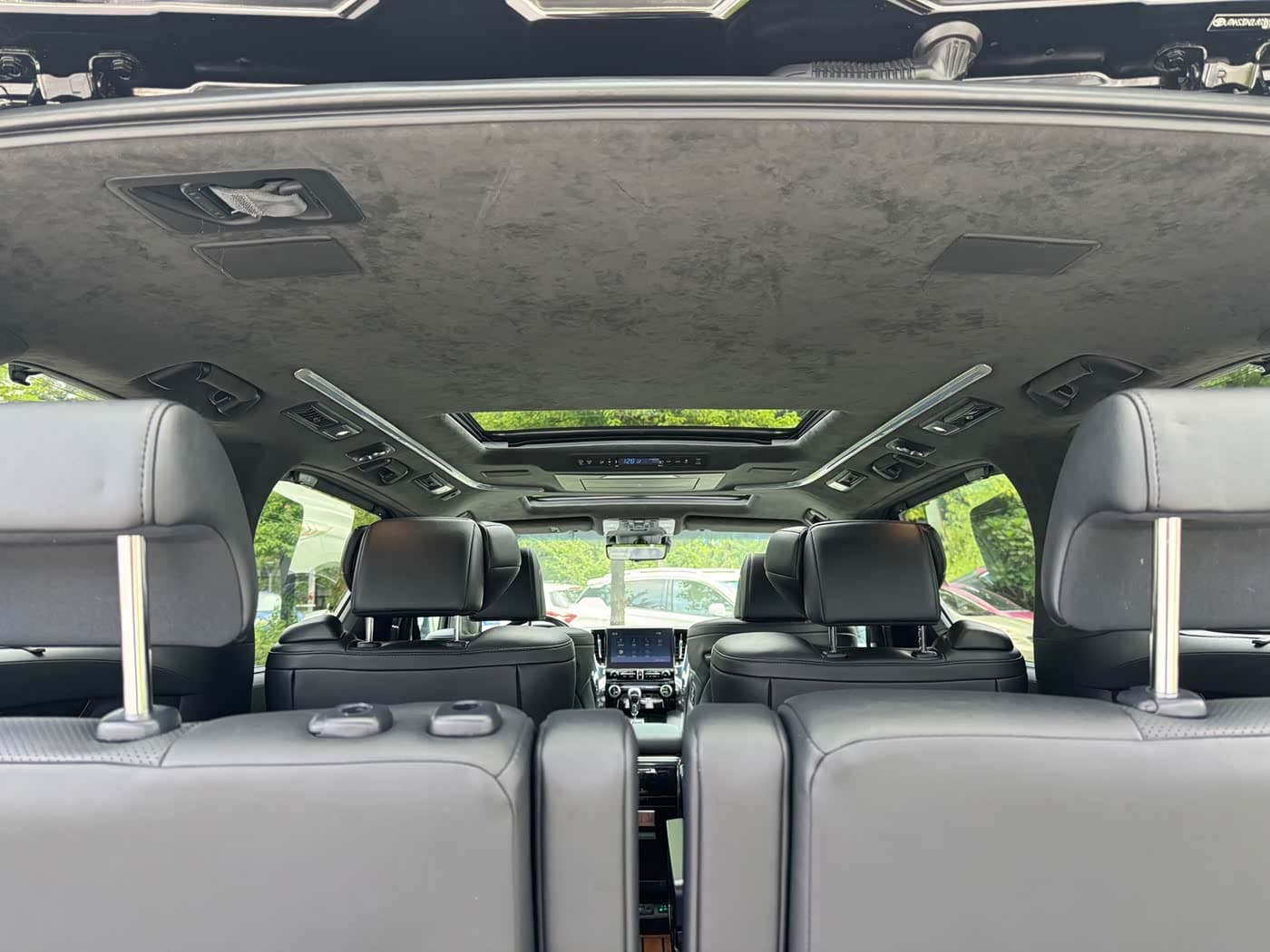 Toyota Vellfire 2021 — Фото 20/20