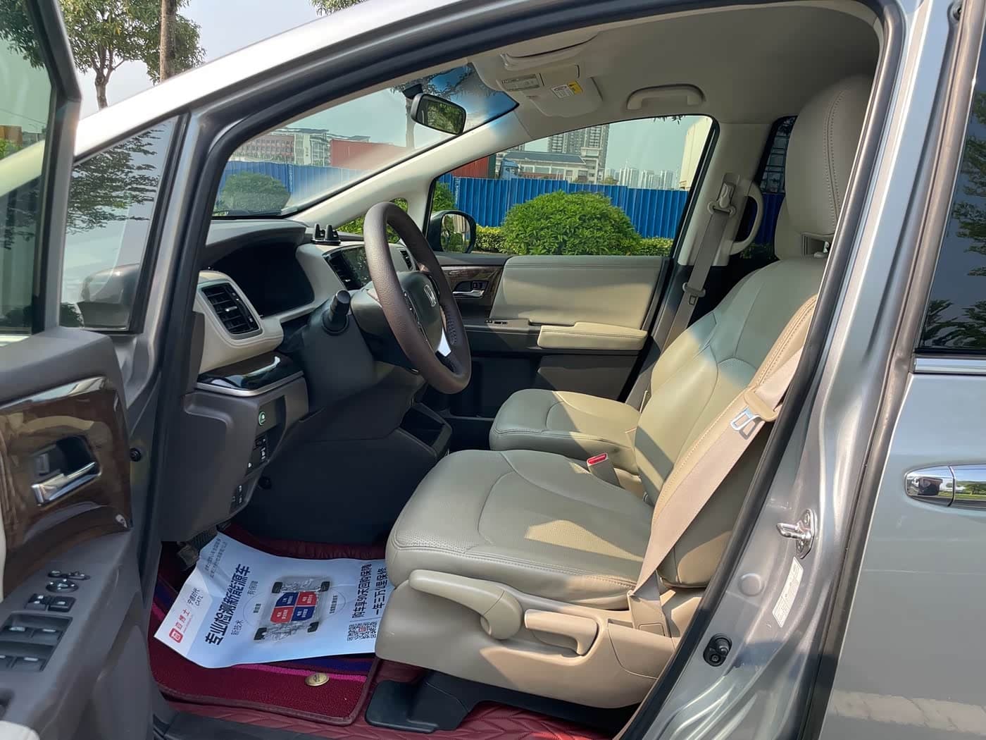 Honda Odyssey 2018 — Фото 10/20
