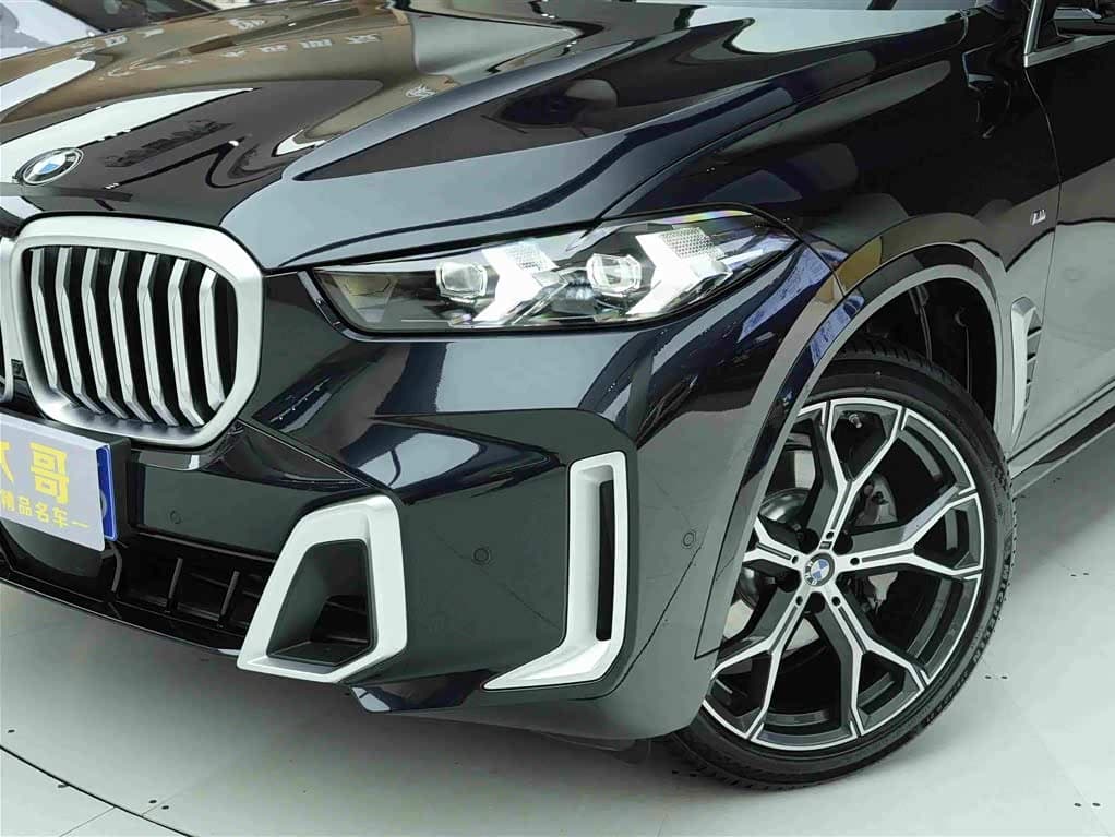 BMW X5 2025 — Фото 19/20
