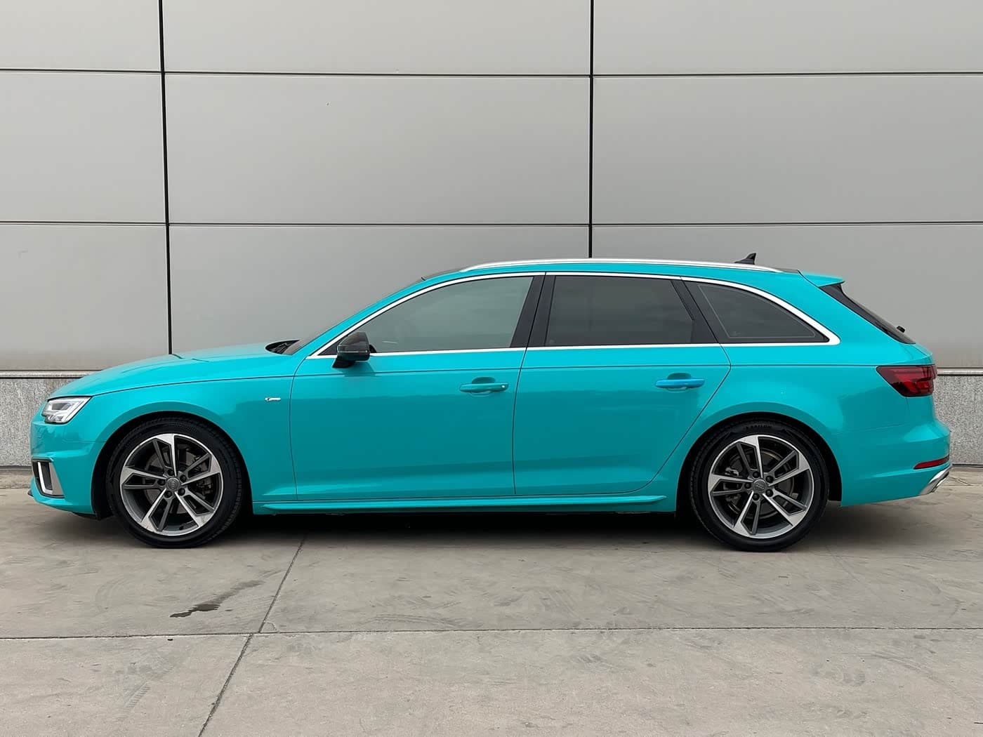 Audi A4 2020 — Фото 17/20